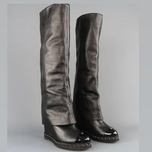 CHANEL CHAIN BOOT
